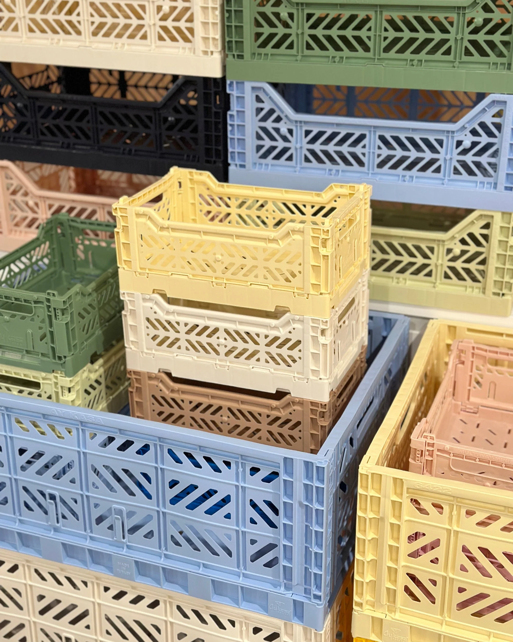 Folding Crates - Banana - Image 5
