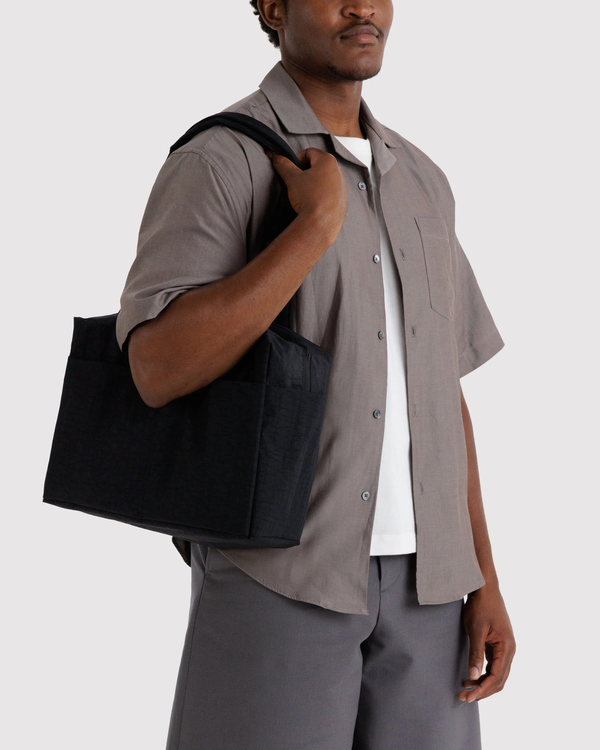 Everyday Cloud Bag - Black - Image 2
