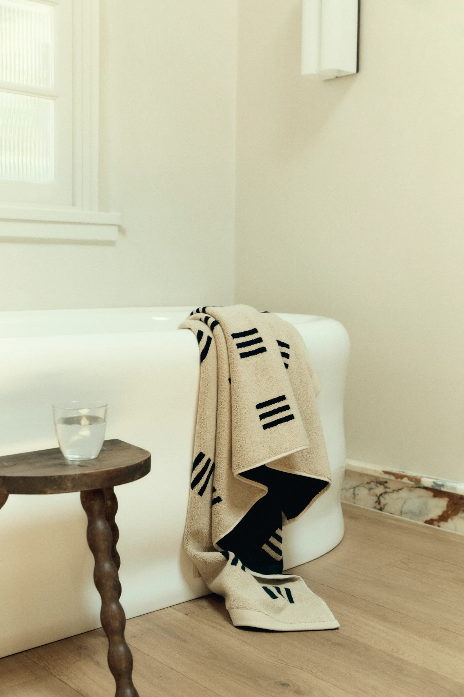 Claremont Bath Towel - Sand & Noir - Image 4