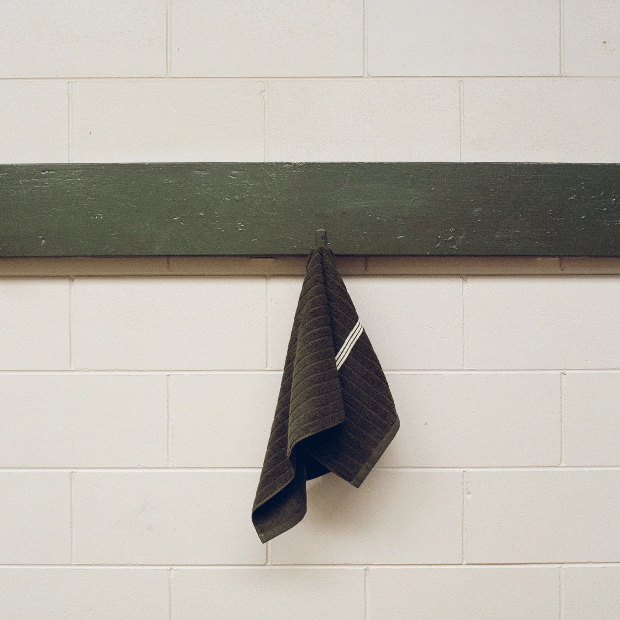 Emerald Hand Towel - Moss - Image 6