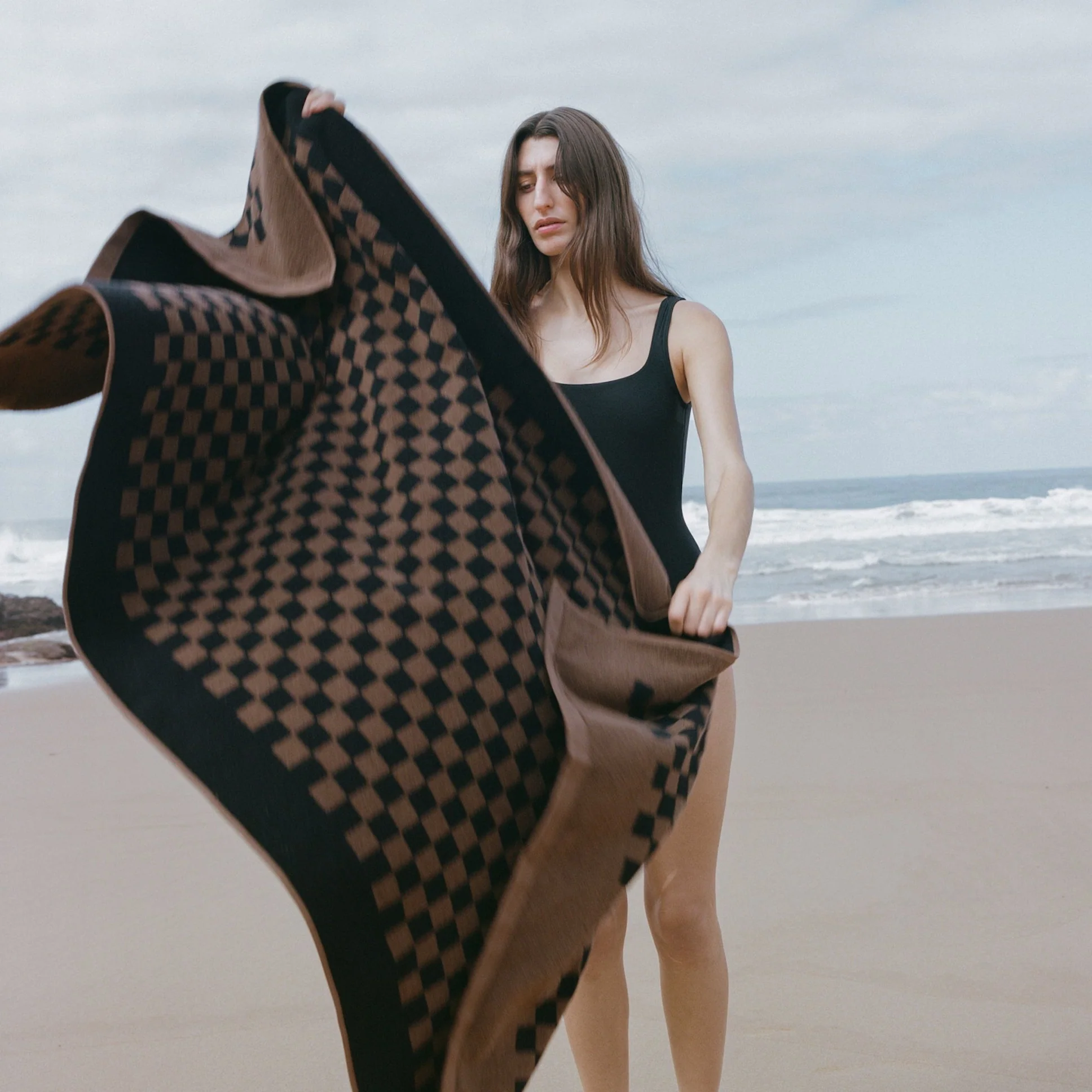 Roman Pool Towel - Tabac - Image 2