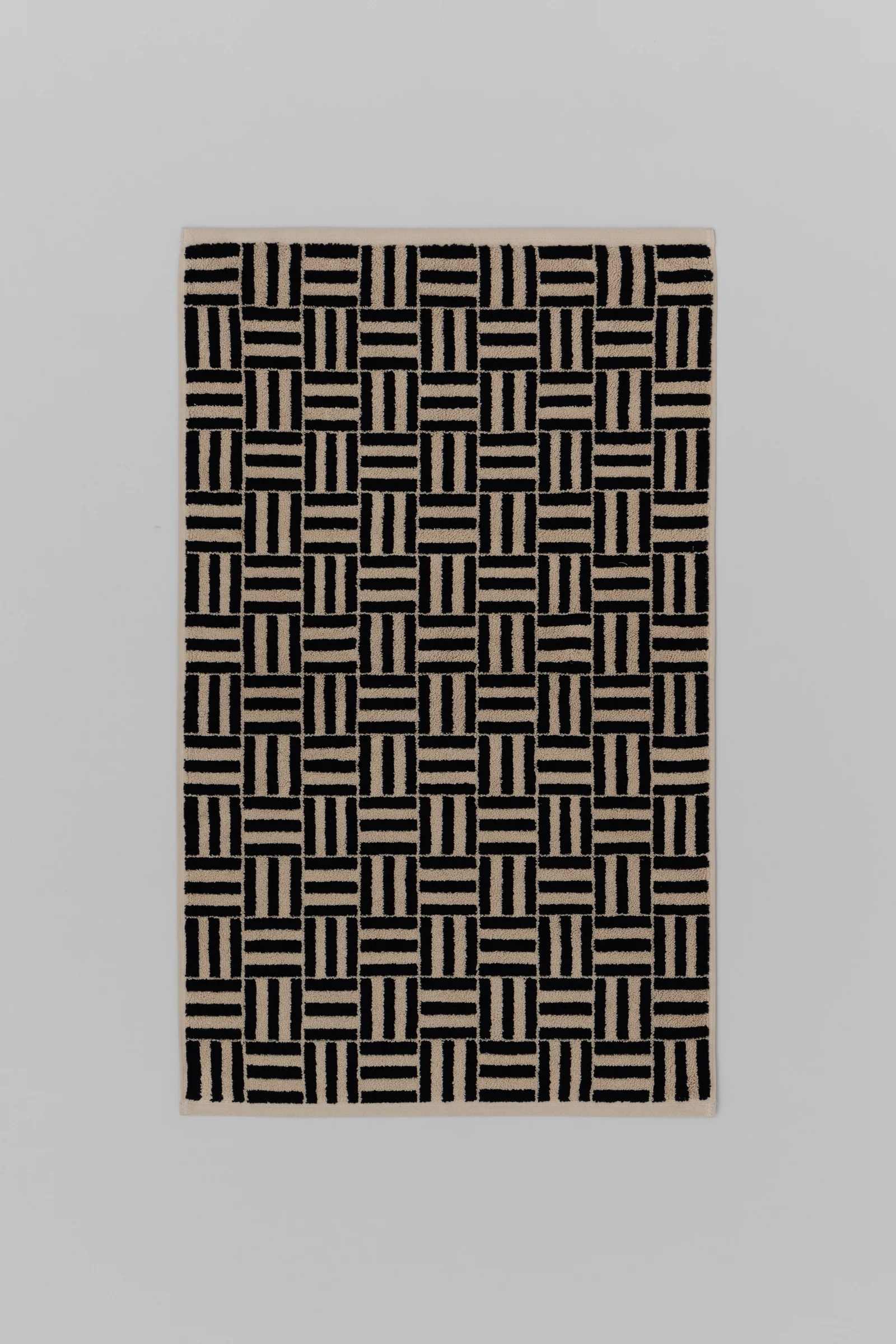 Saroma Bath Mat - Sand & Noir - Image 5