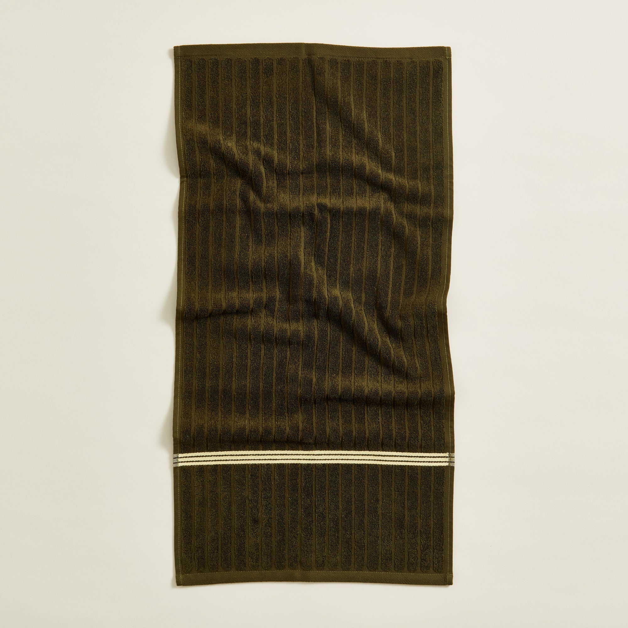 St Bathans Bath Towel - Moss - Image 12