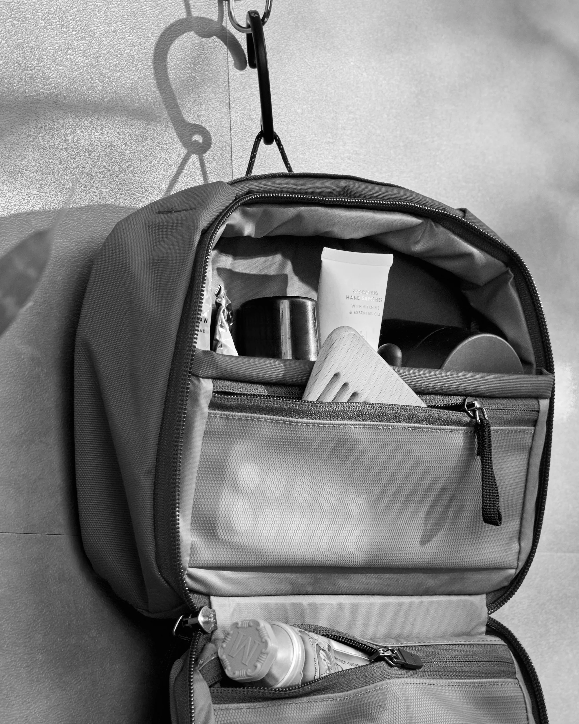 Hanging Toiletry Kit - Black - Image 9