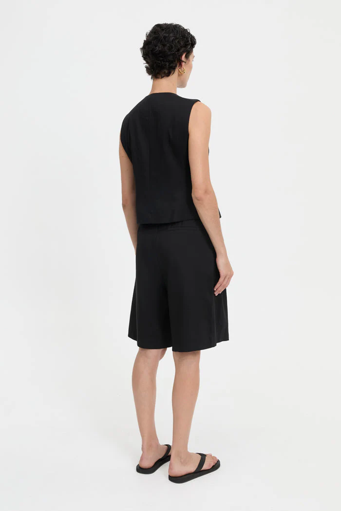 Junia Vest - Image 4