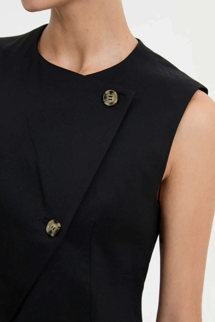 Junia Vest - Image 7