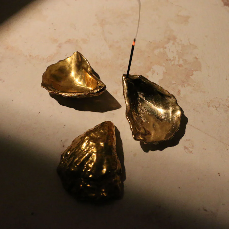 Brass Oyster Incense Holder - Image 2