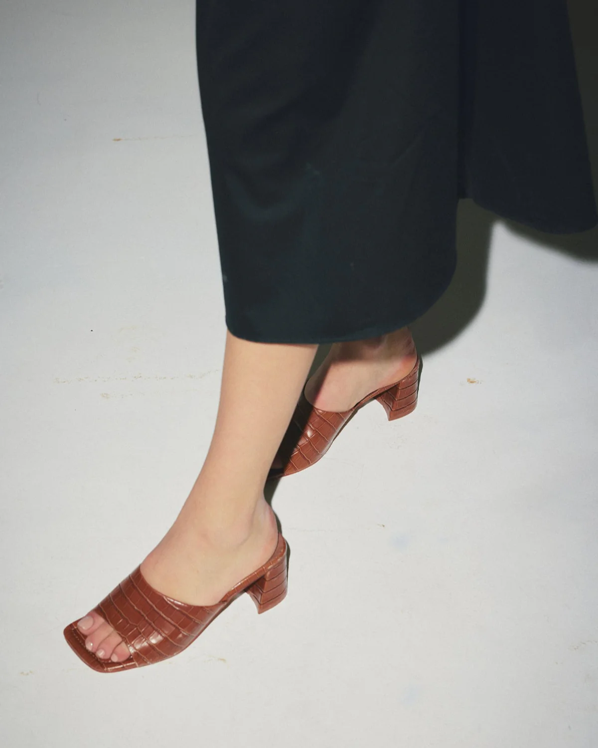 Lola Mule - Tan Croc - Image 6