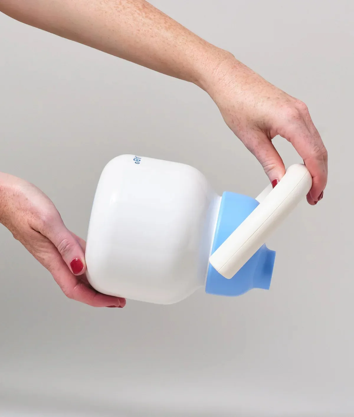 Linlin Stainless Water Bottle - Yoghurt - Image 3