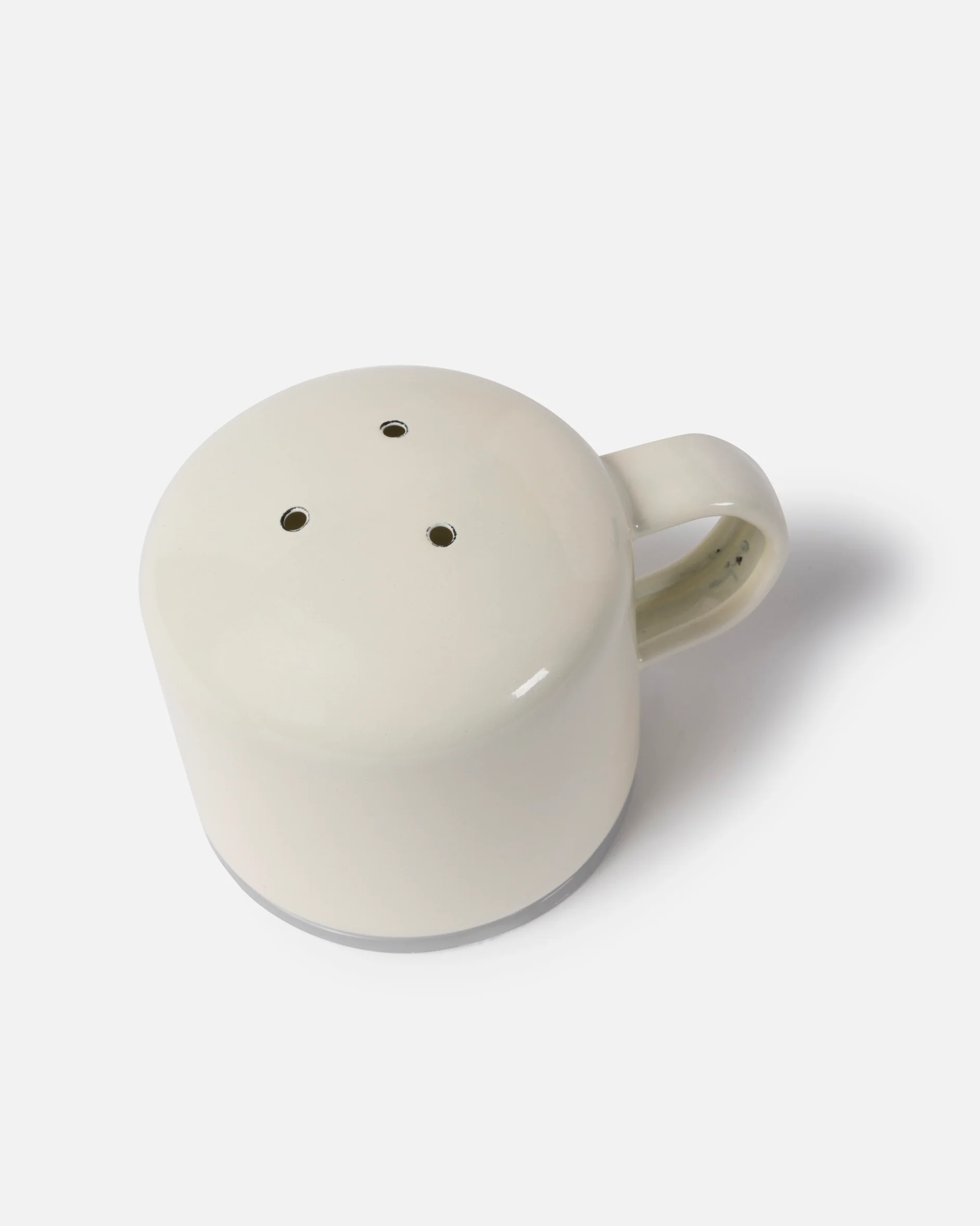 Enamel Salt & Pepper Shaker Set - Image 3