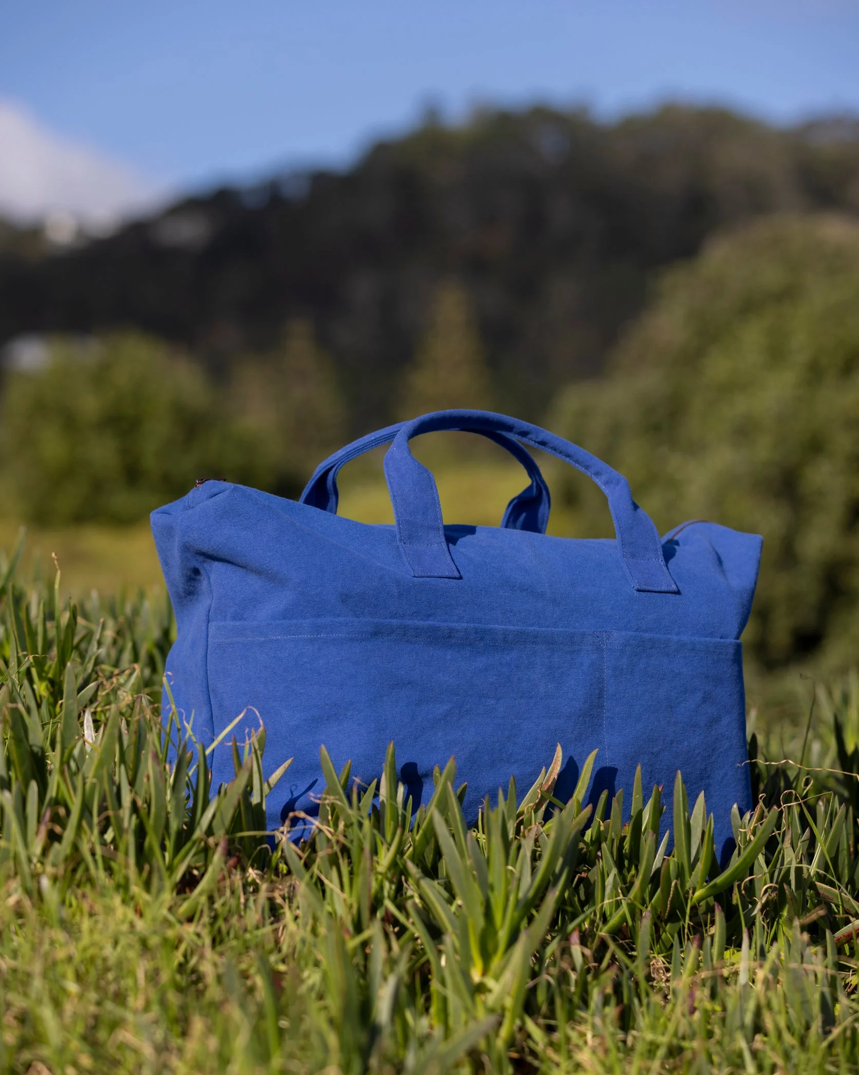 Marlo Contrast Overnight Bag - Aegean - Image 2