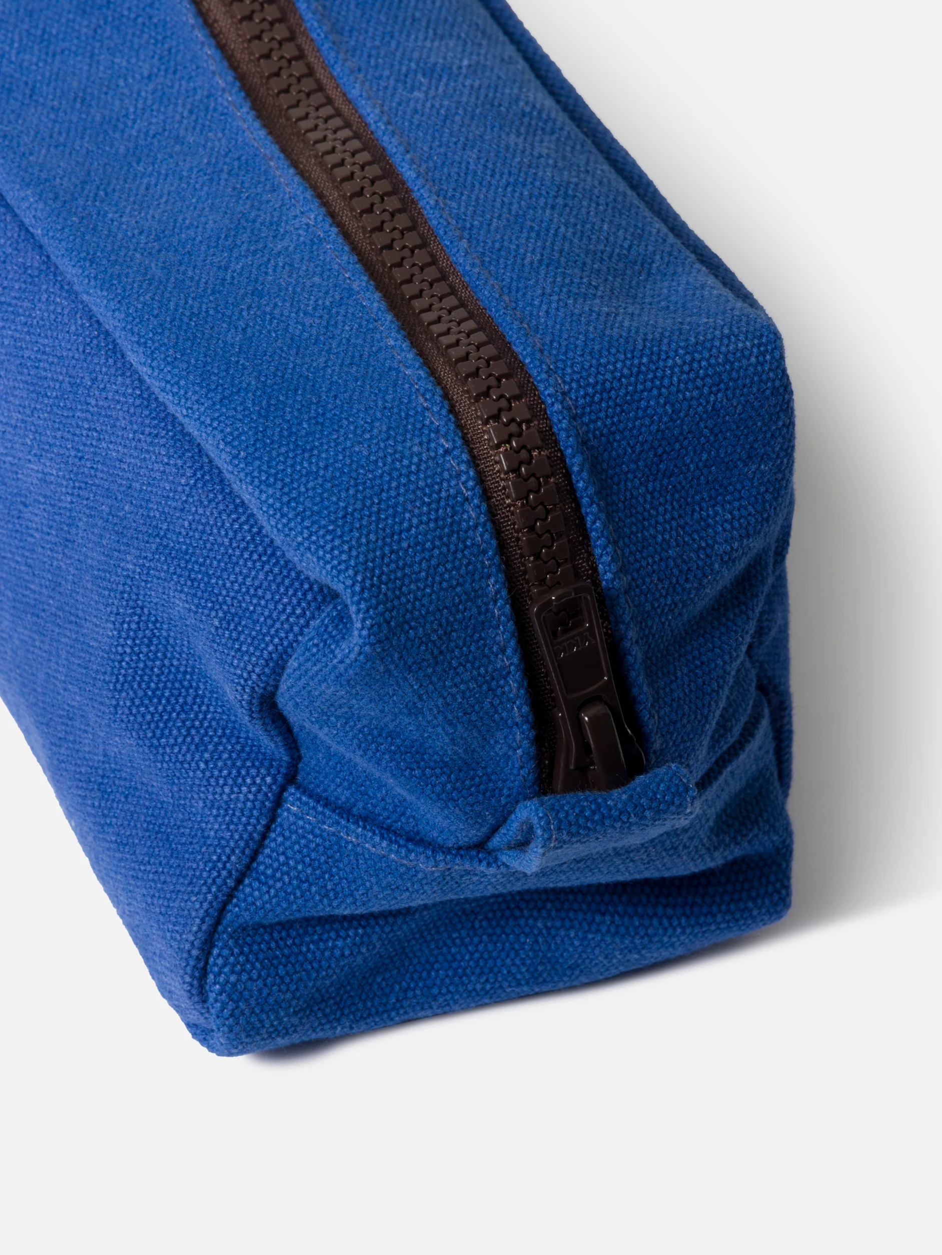 Marlo Contrast Wash Bag - Aegean - Image 8