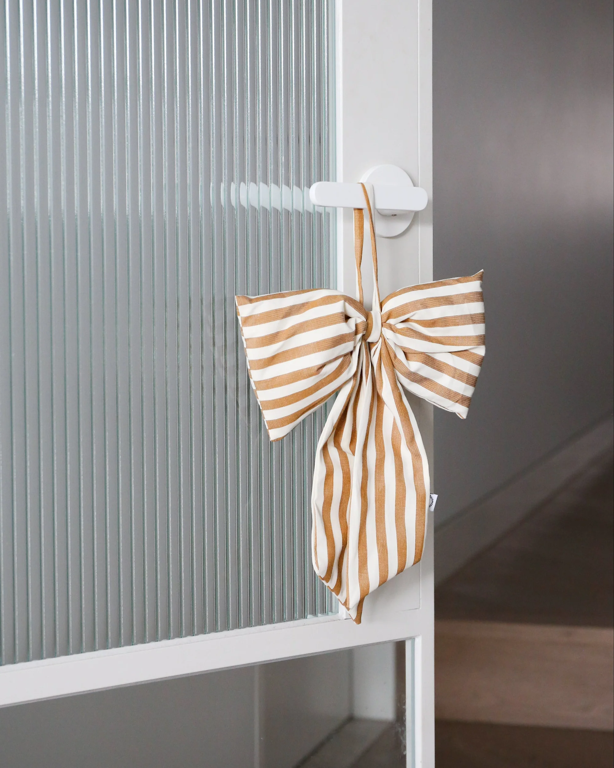 Hanging Bow Decoration - Stripe - Image 2