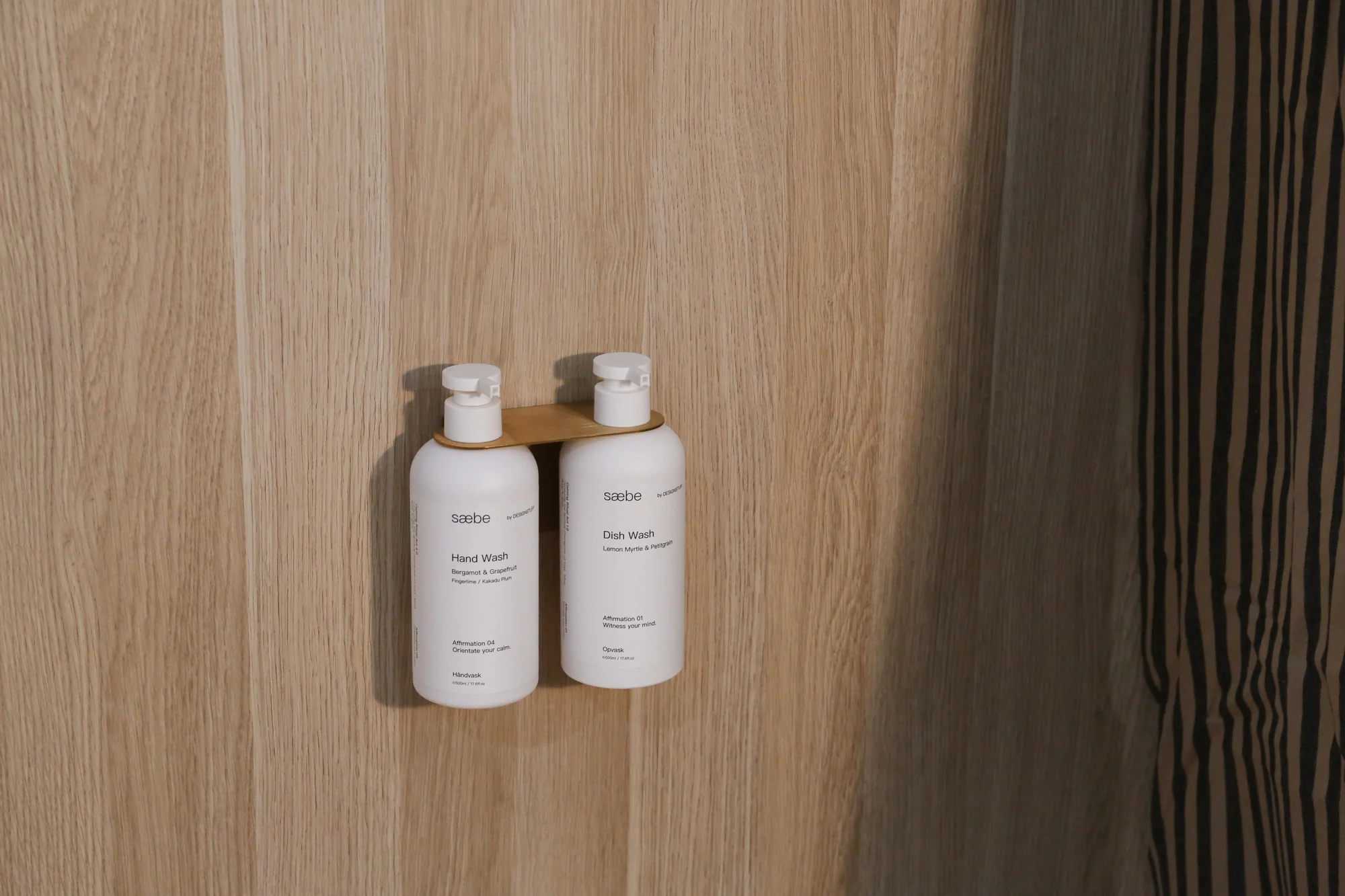 Floating Dual Soap Dispenser Holder - Image 4
