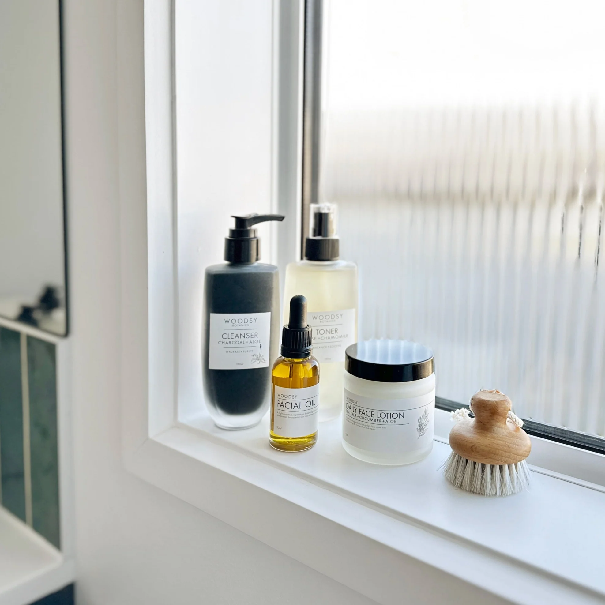 Facial Cleanser - Charcoal & Aloe Vera - Image 3