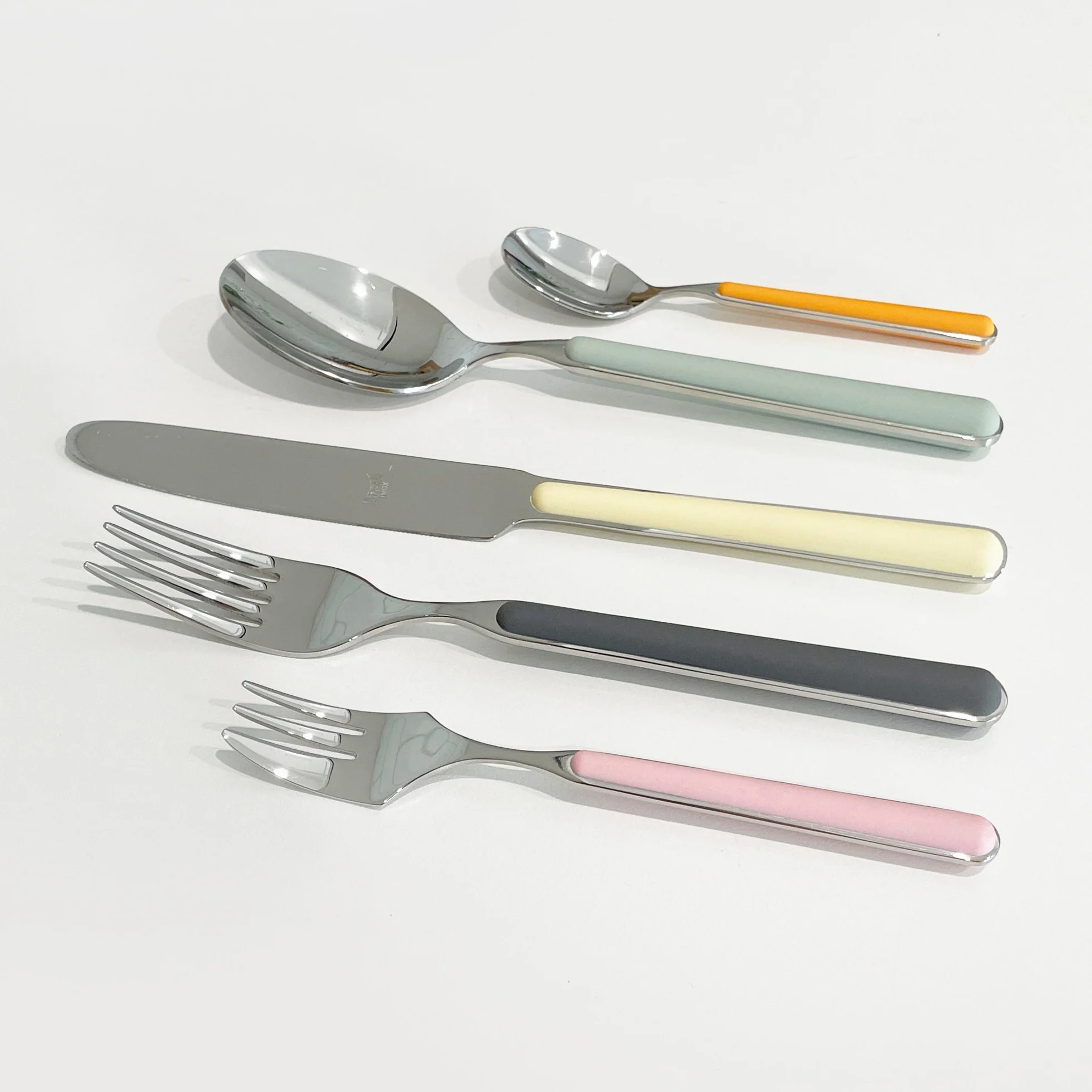 Fantasia Cutlery Set - Pale Rose - Image 6