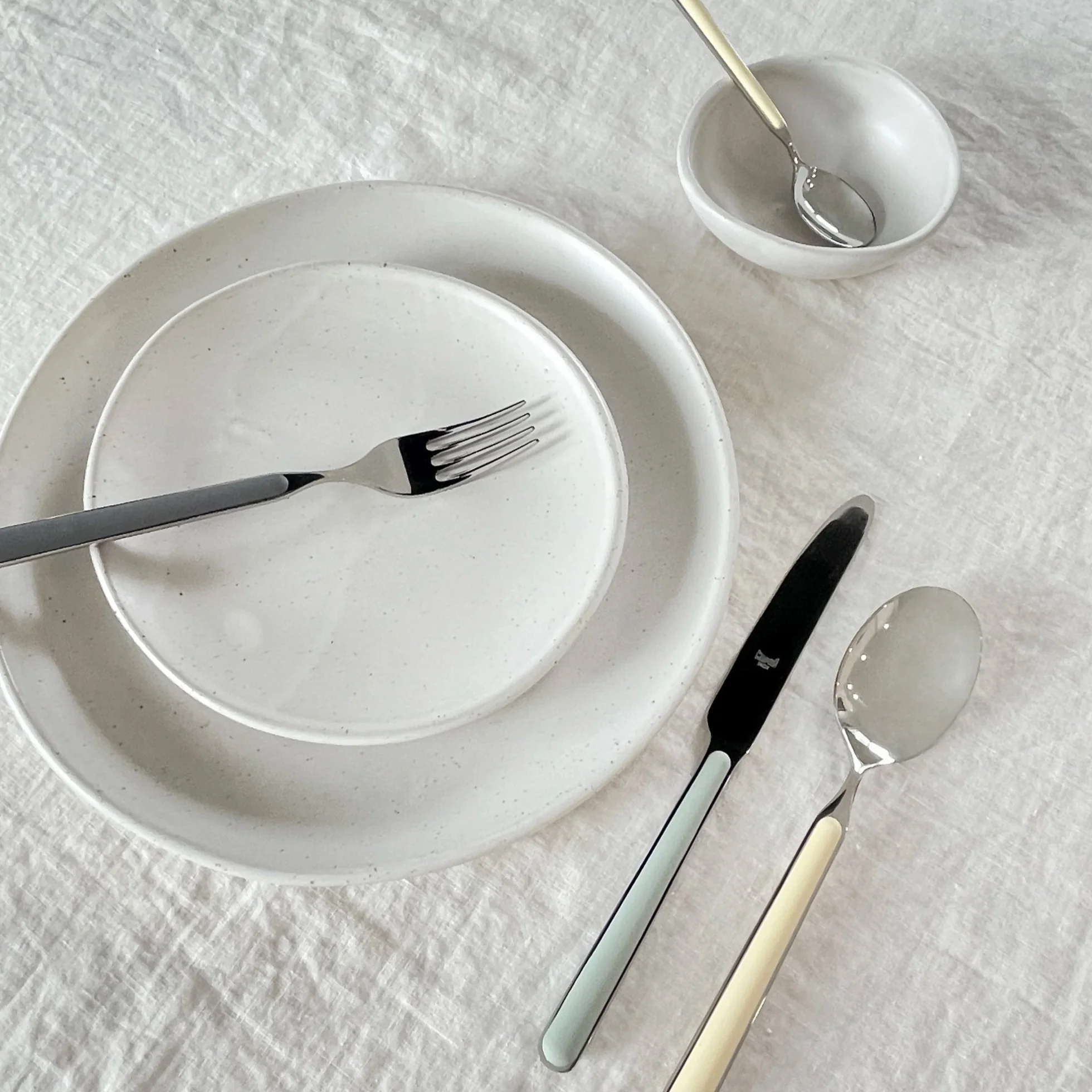 Fantasia Cutlery Set - French Vanilla - Image 4