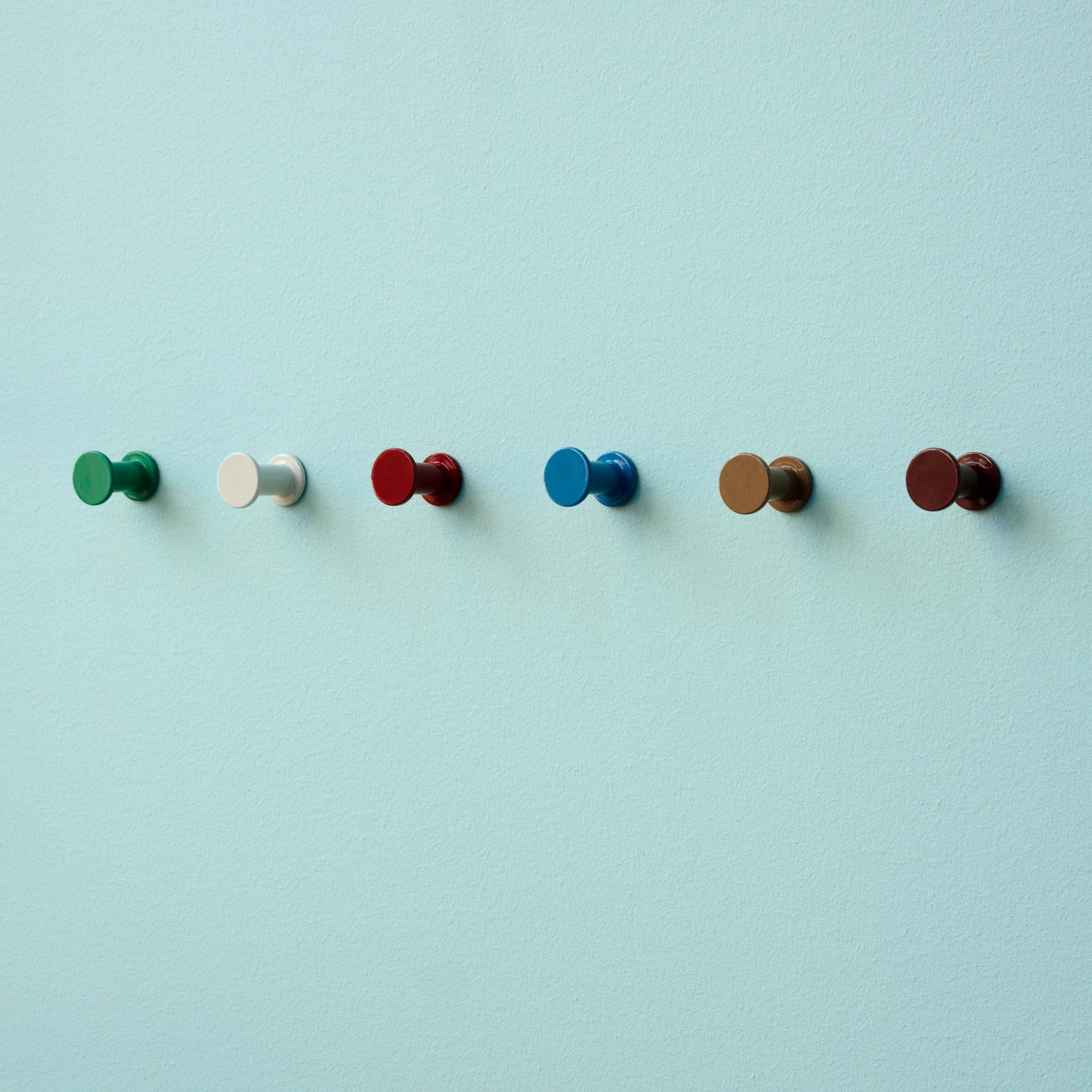 Bolt Hook Set - Red - Image 3