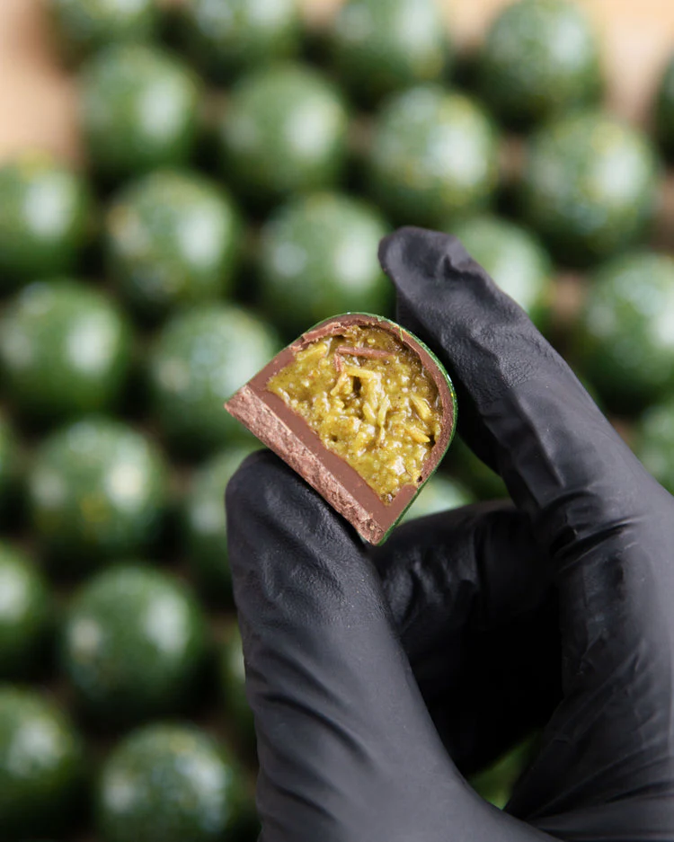 Pistachio Knafeh Bonbon Box - Image 4