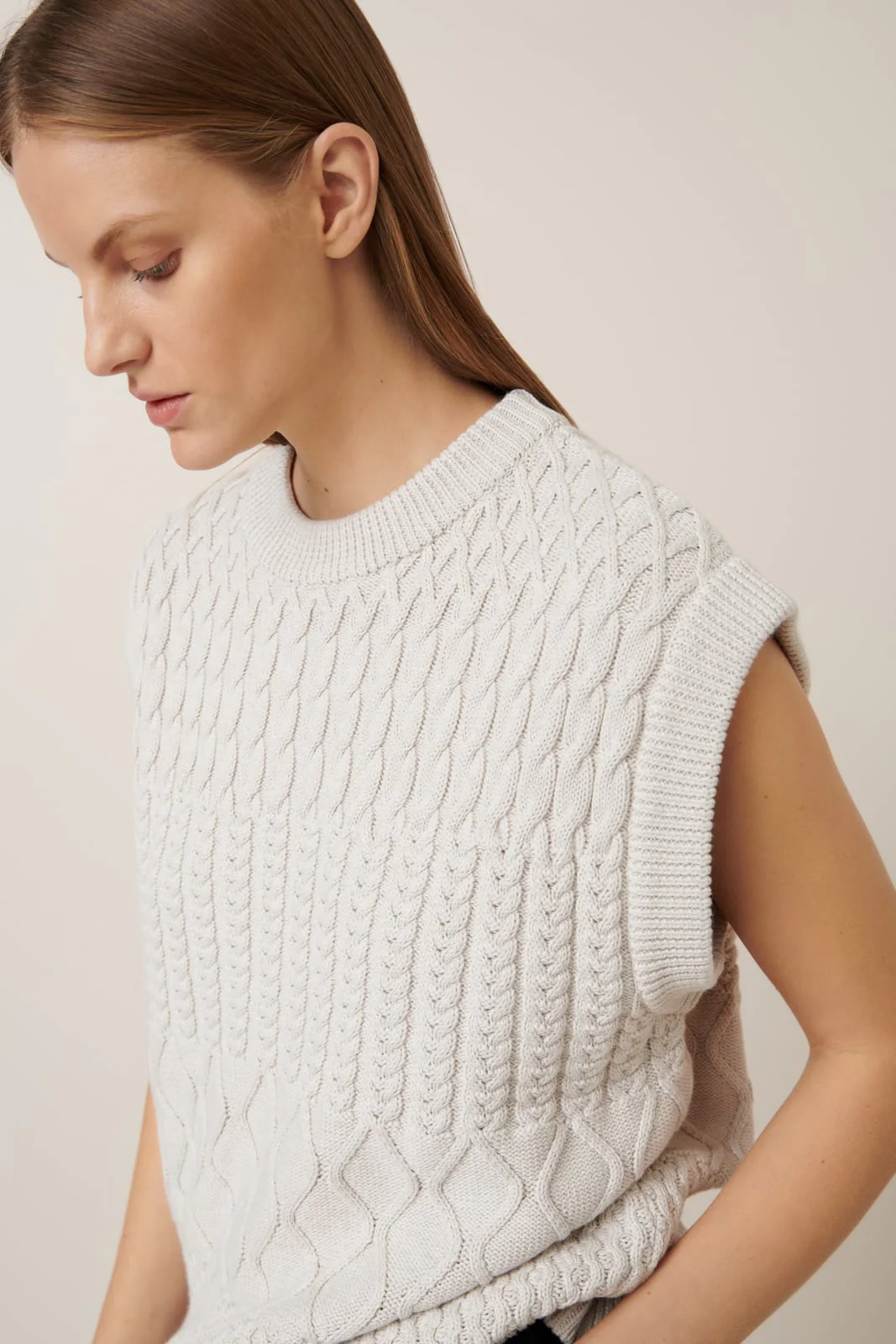 Aran Vest - Oat - Image 3