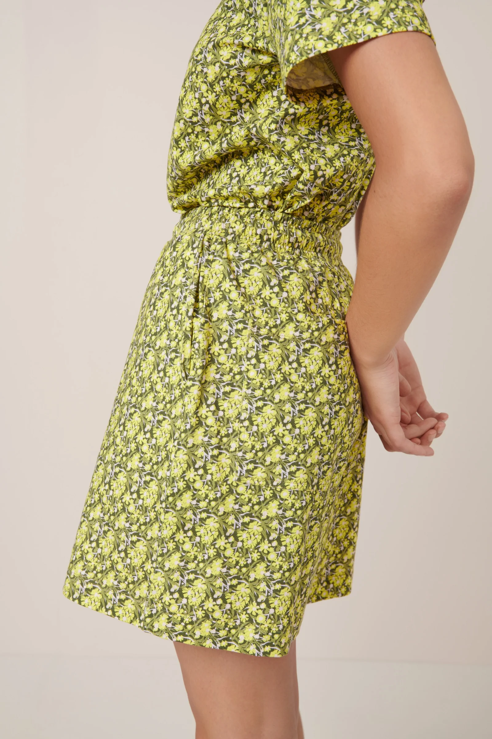 Flora Shorts - Image 2