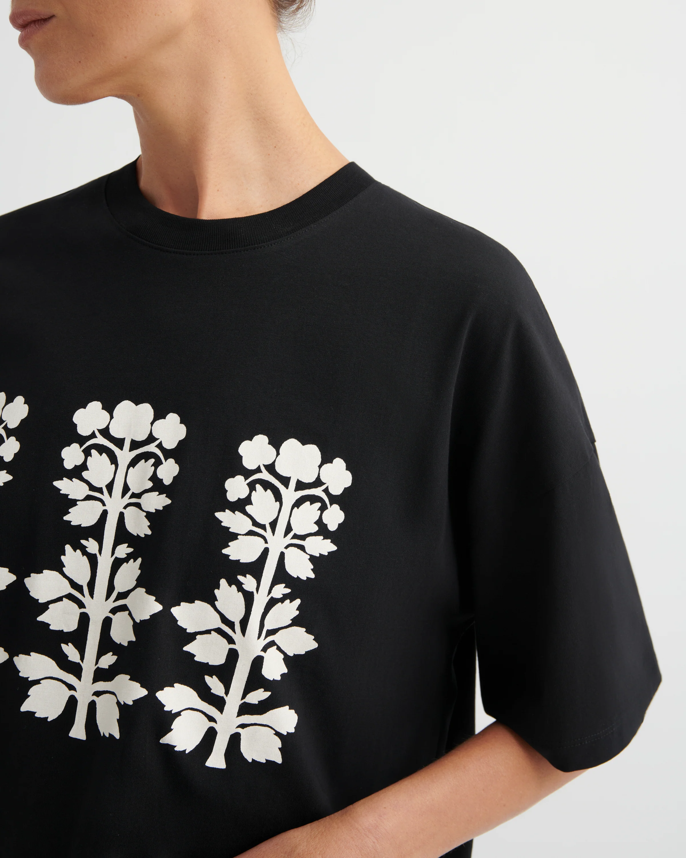 Motif Tee - Image 4