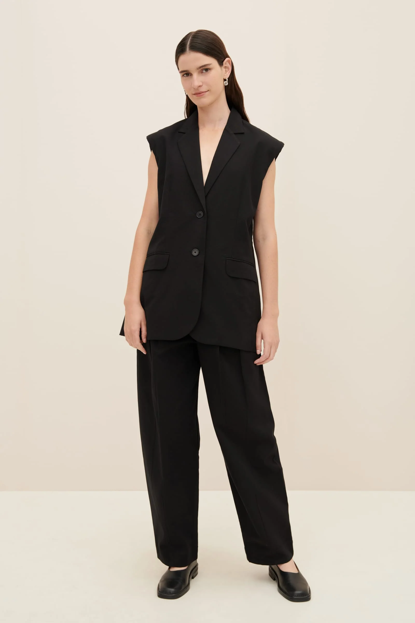 Lena Sleeveless Blazer - Image 7