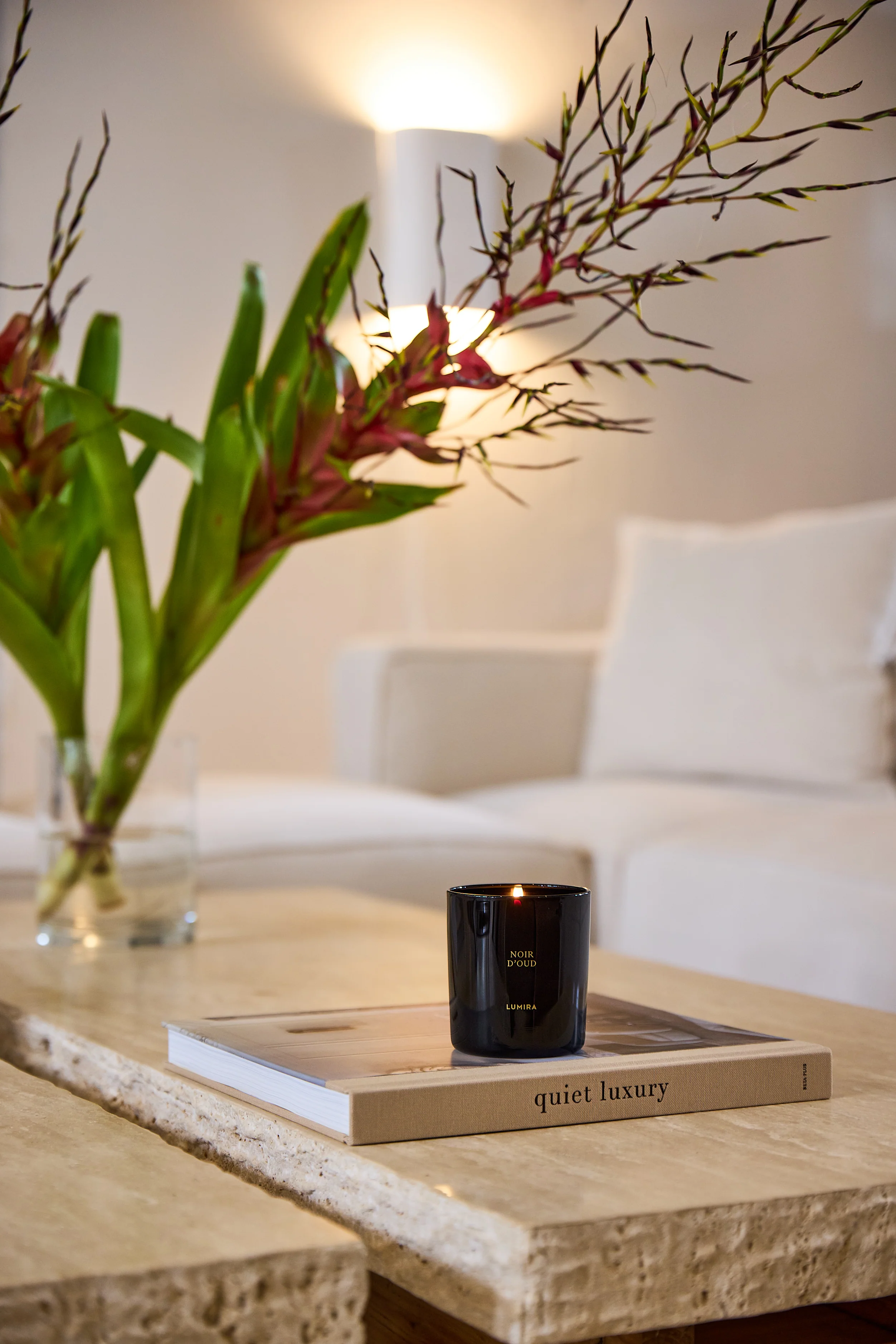 Noir d'Oud Candle - Image 4