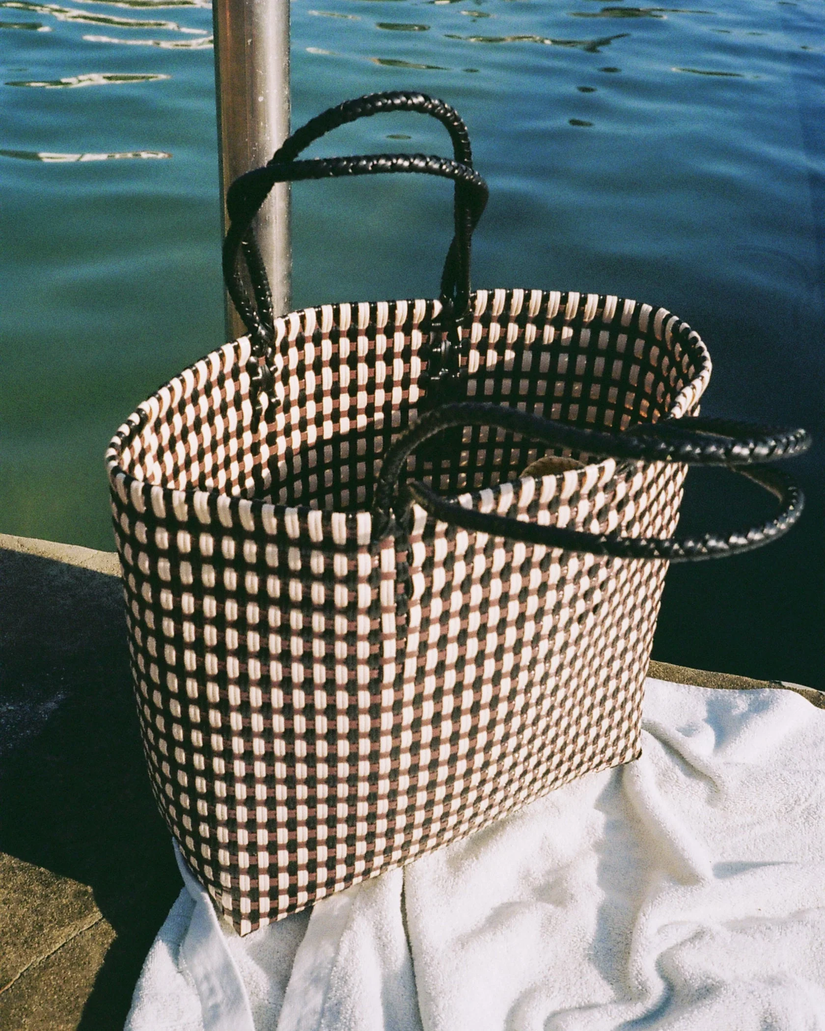 Eco Traveller Tote - Tiramisu - Image 2
