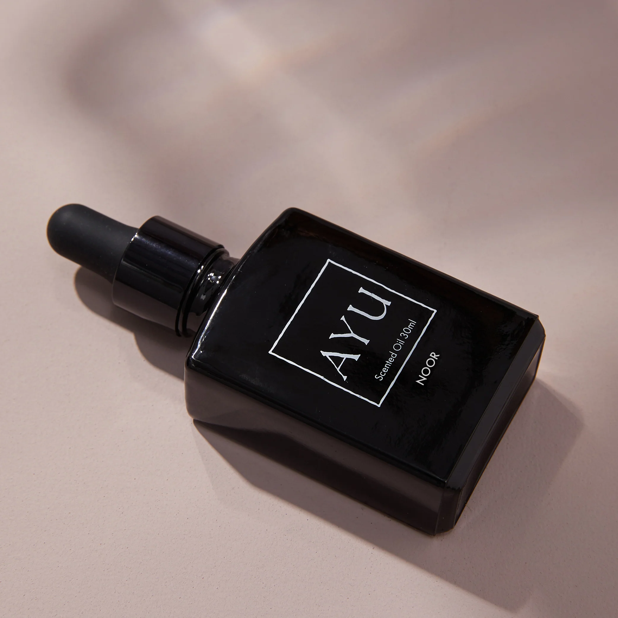Natural Perfume Oil - Noor - Image 2