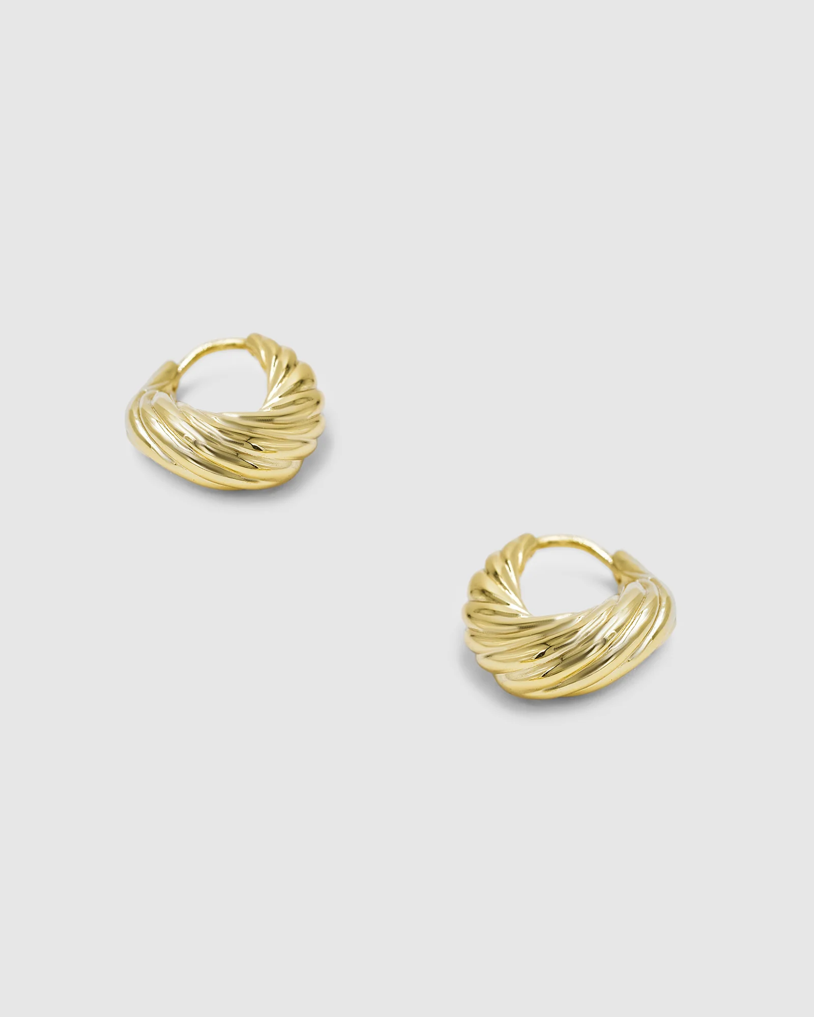 Olar Twist Hoops - Image 4