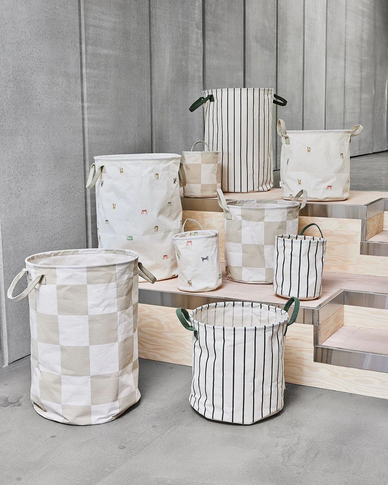 Chess Hanging Basket Set - Image 2