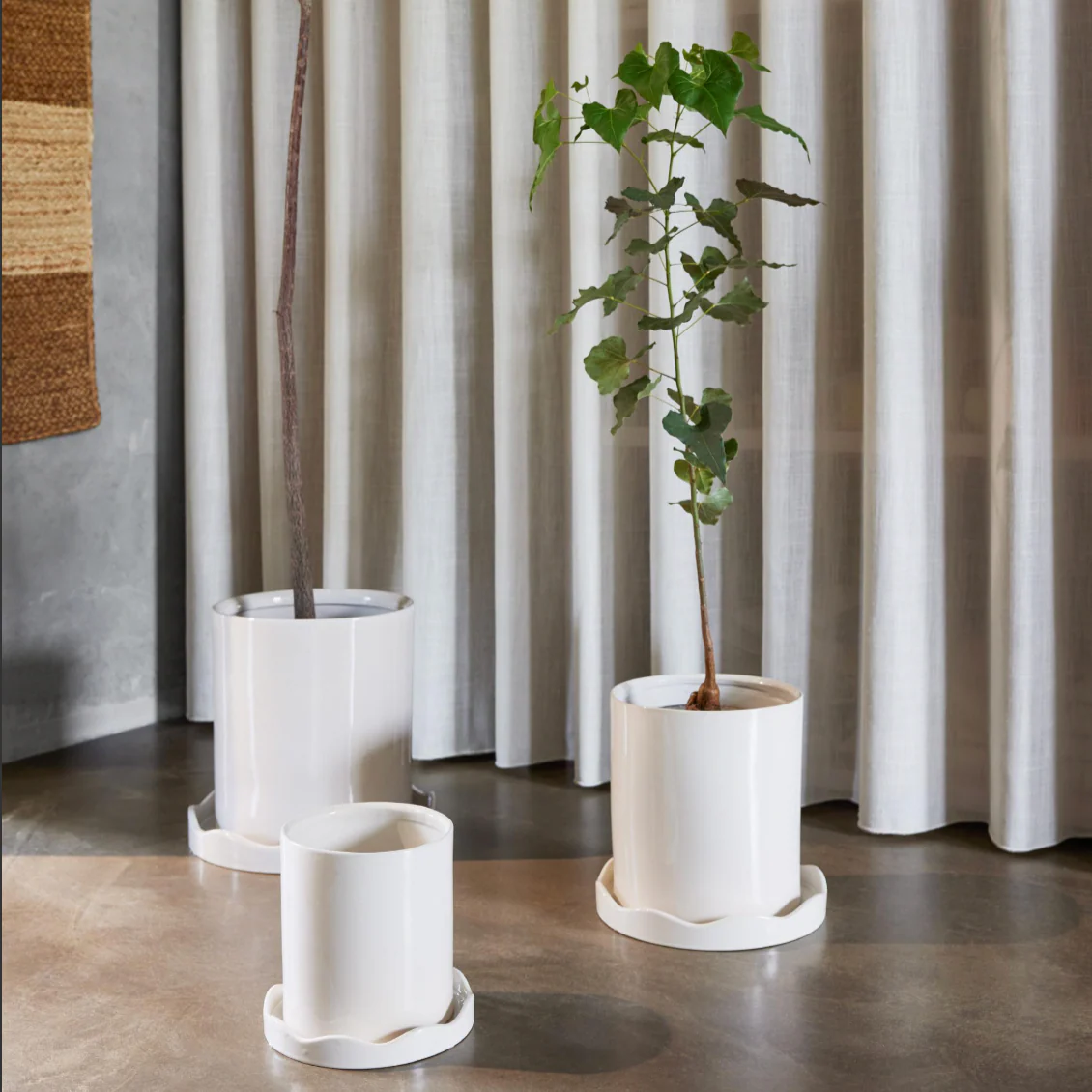 Nami Pot & Saucer - White - Image 2
