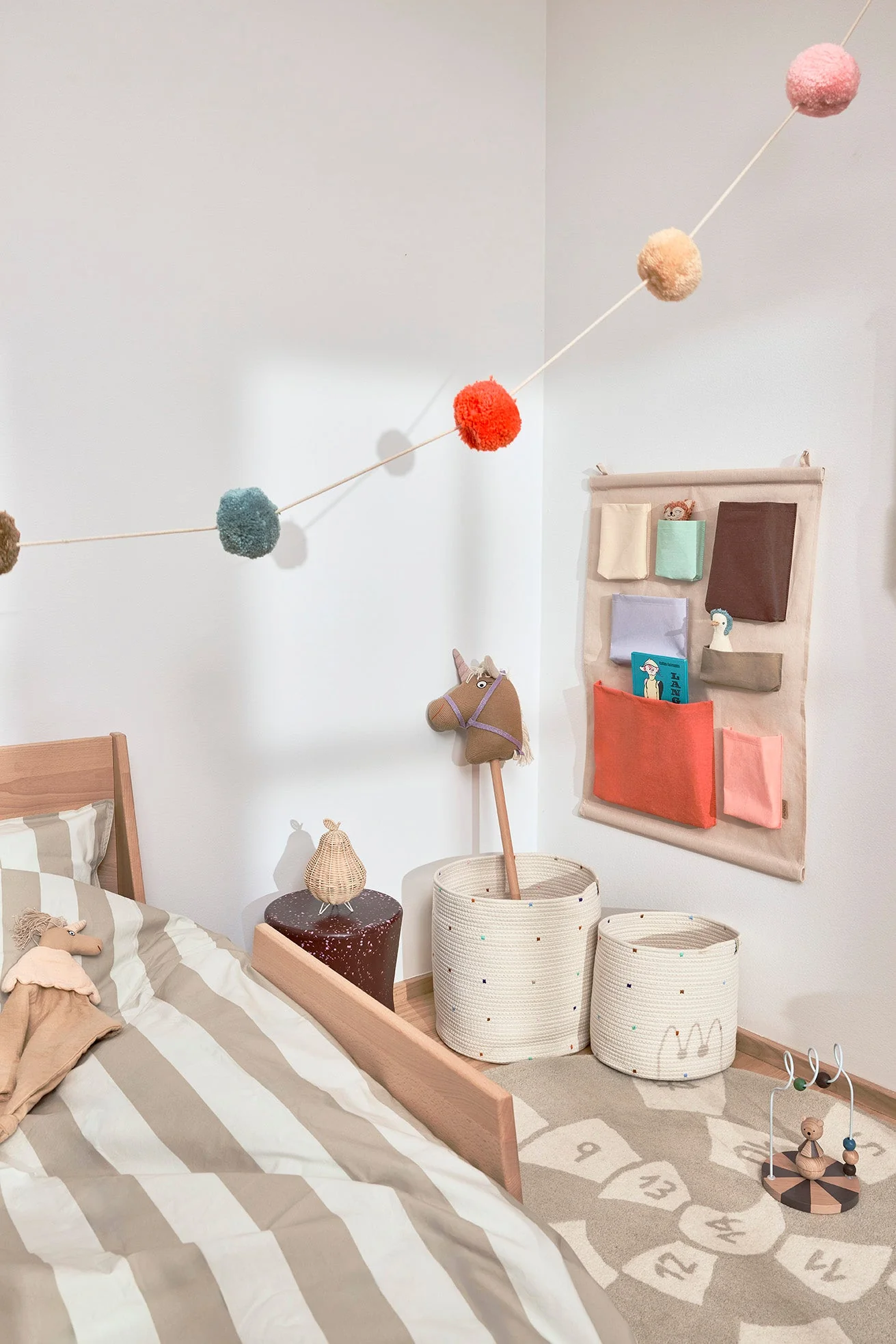 Saga Wall Storage - Rose - Image 3