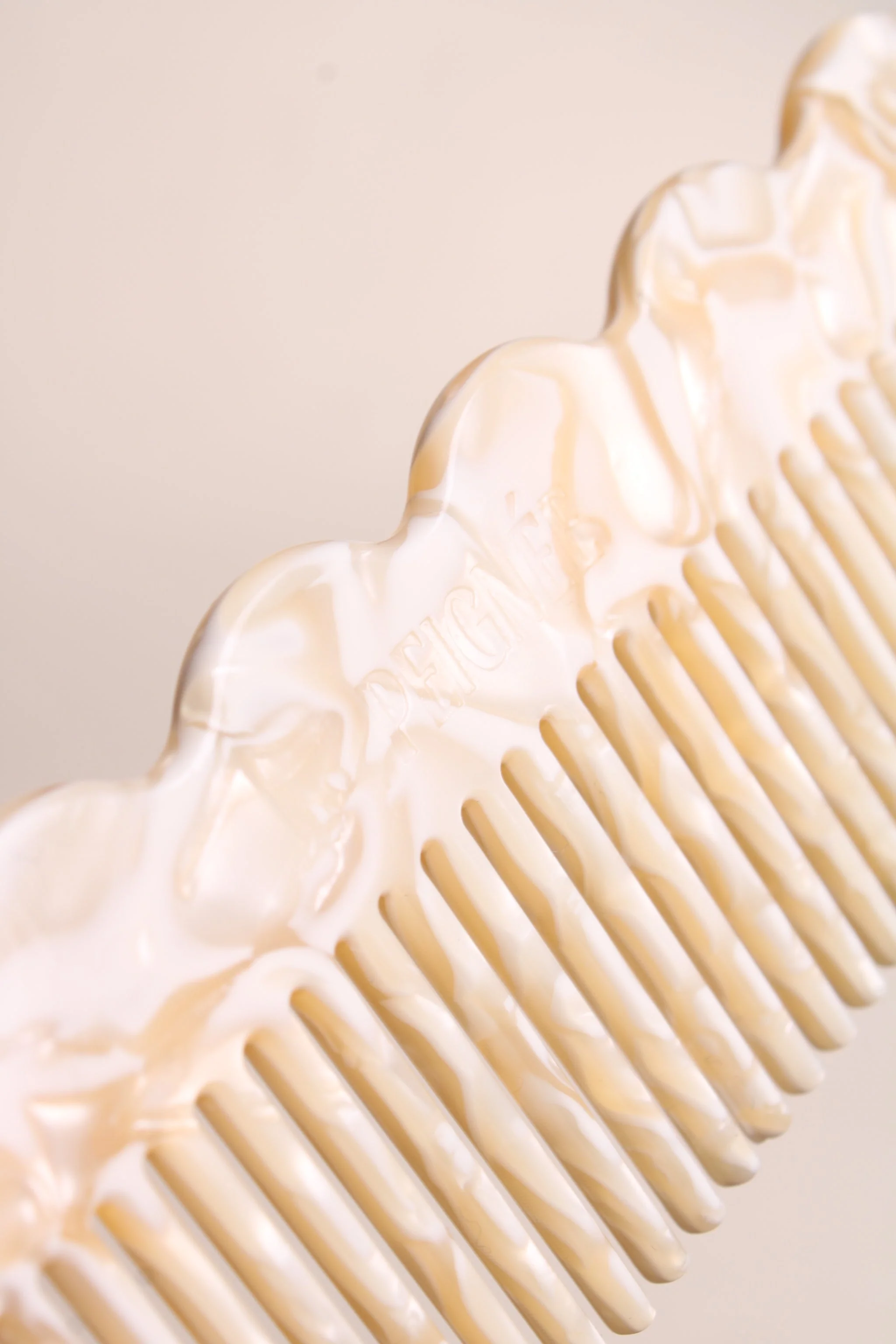 Signature Comb - Popcorn - Image 3