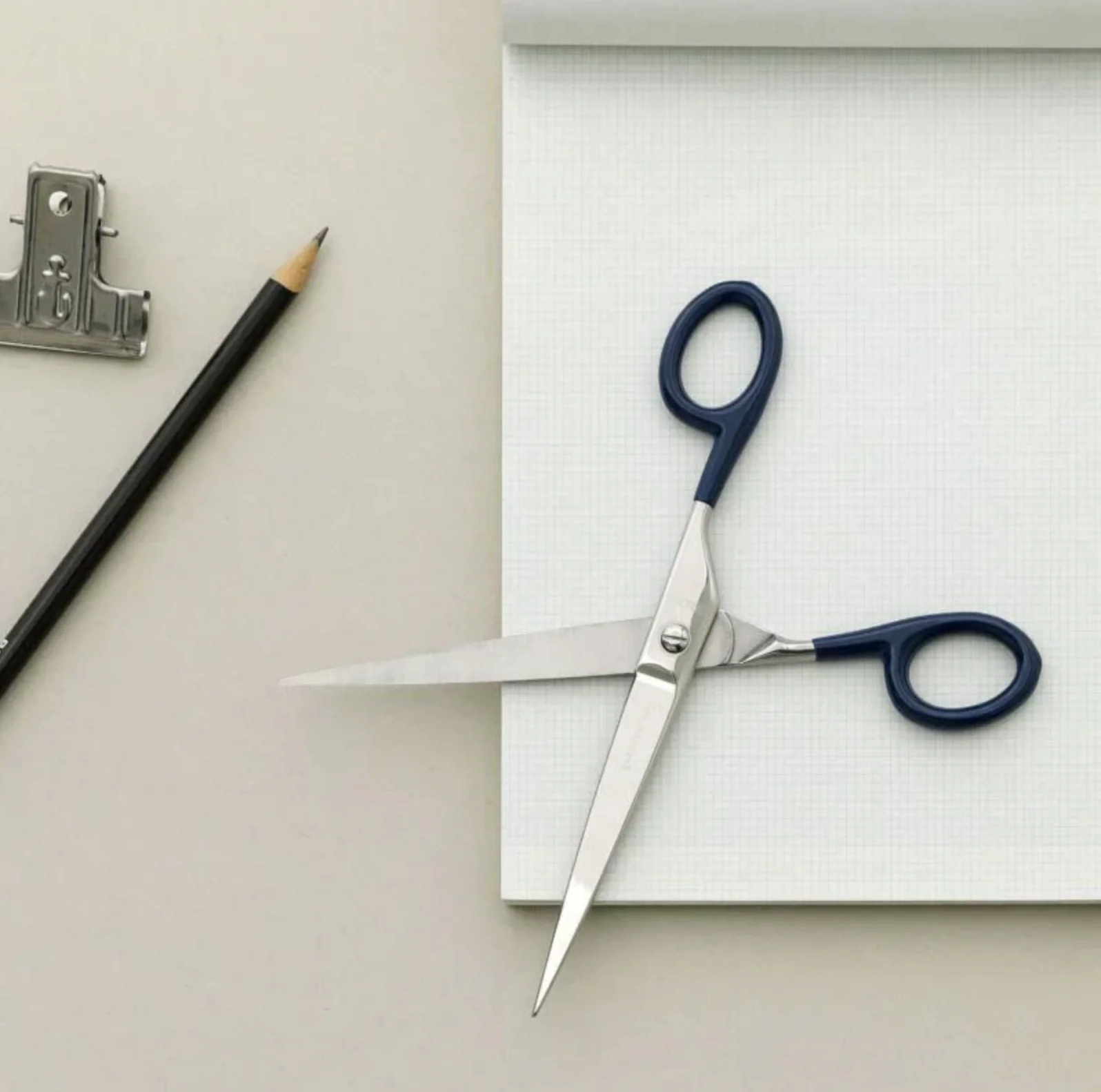 Stainless Steel Scissors - Navy - Image 3