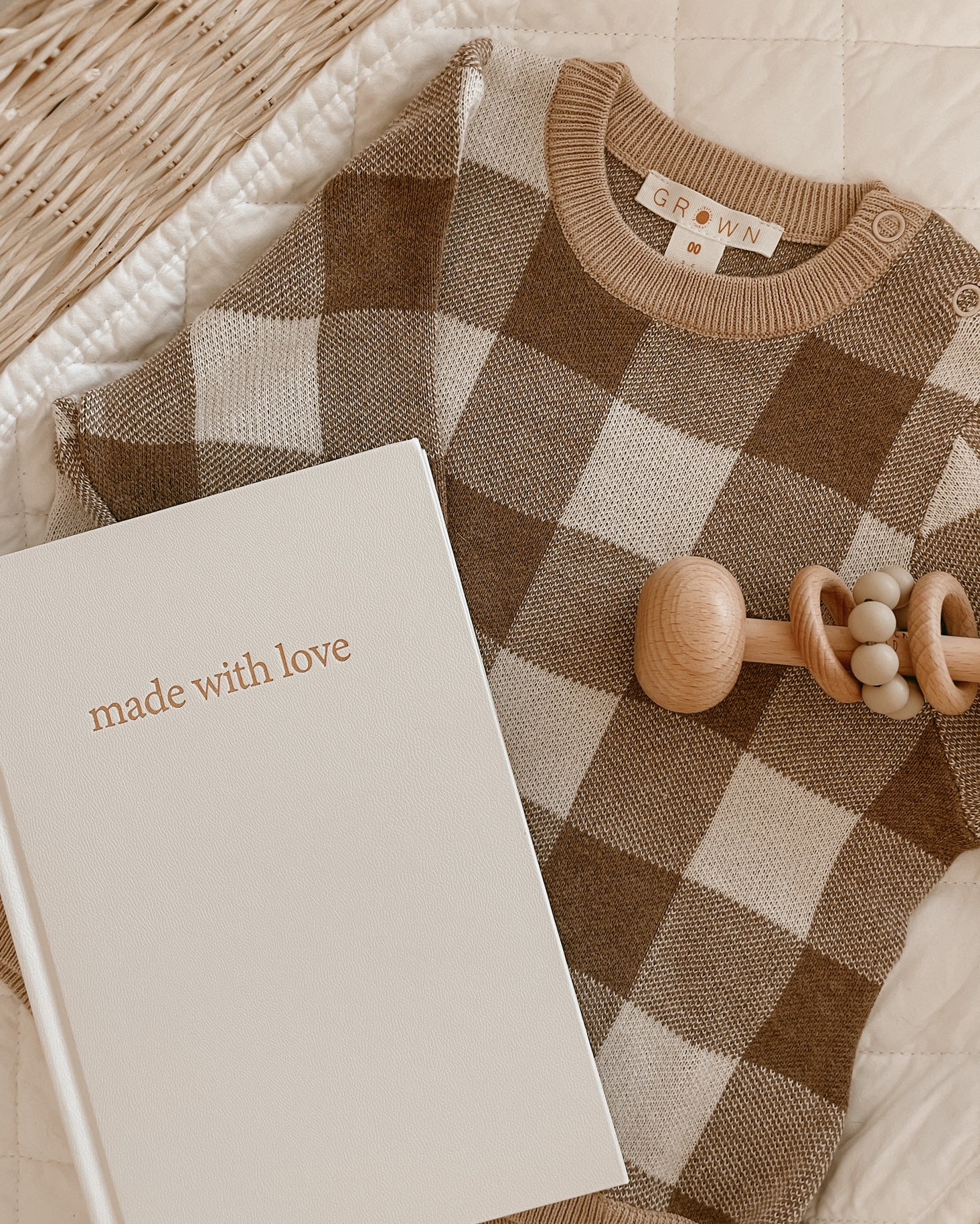 Made with Love Pregnancy Journal - Image 7