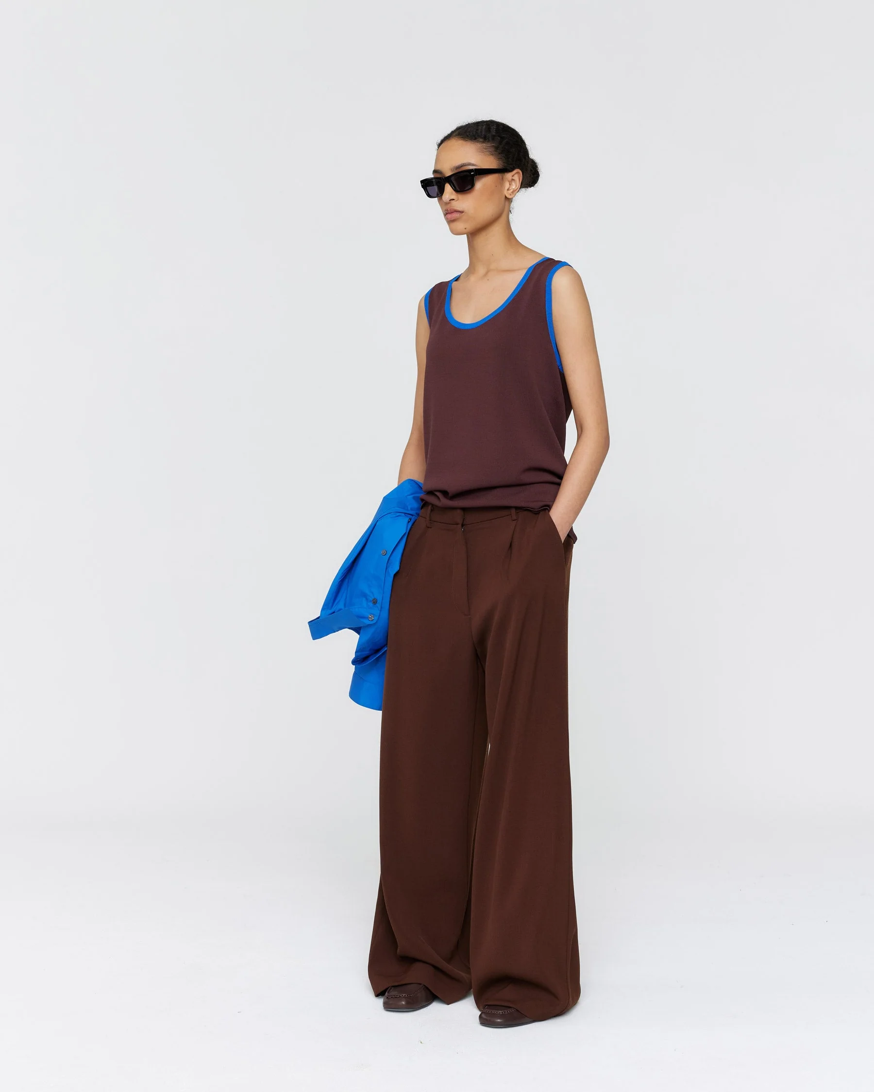 Hans Tank - Red Brown & Cobalt - Image 4