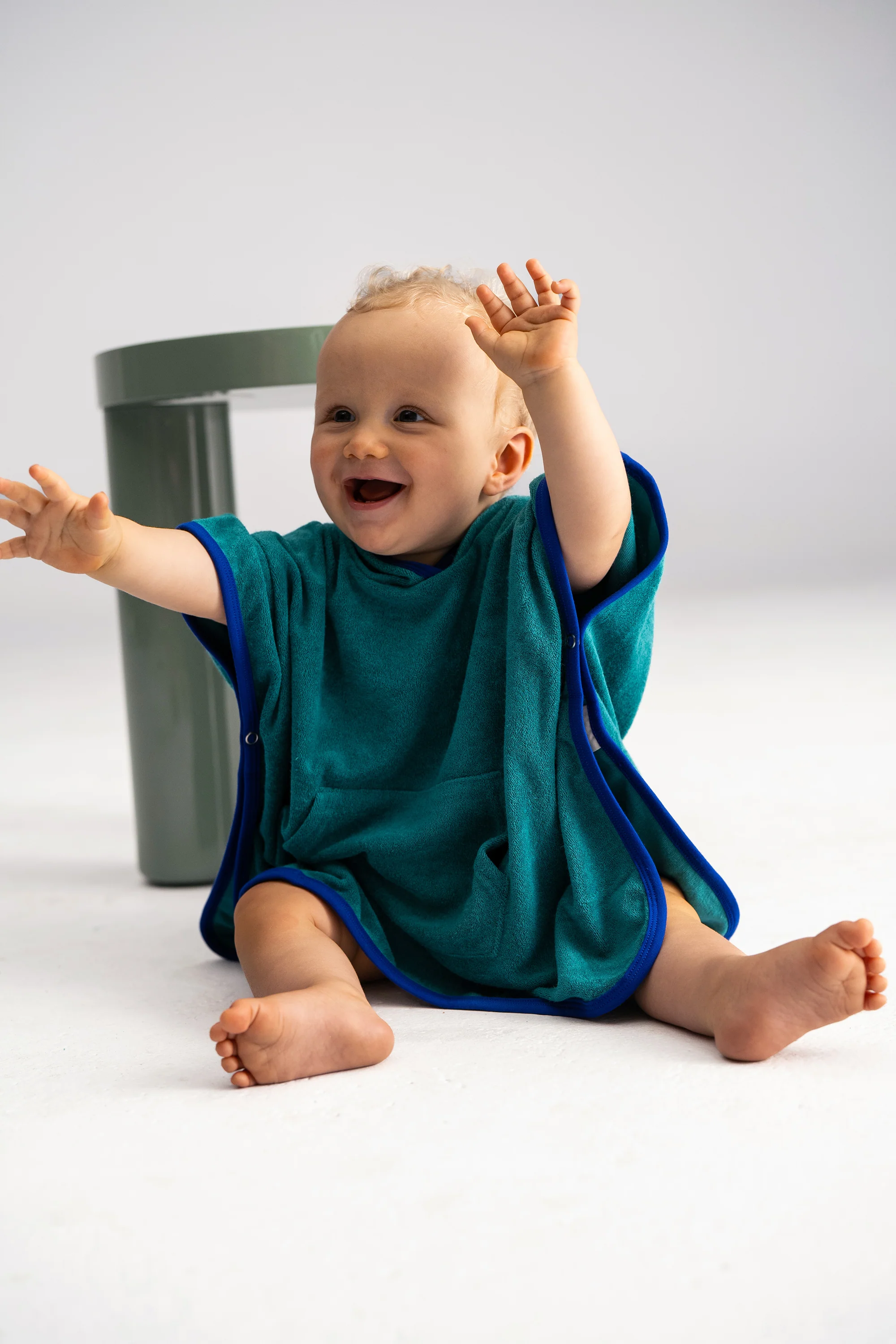 Terry Poncho - Teal - Image 4