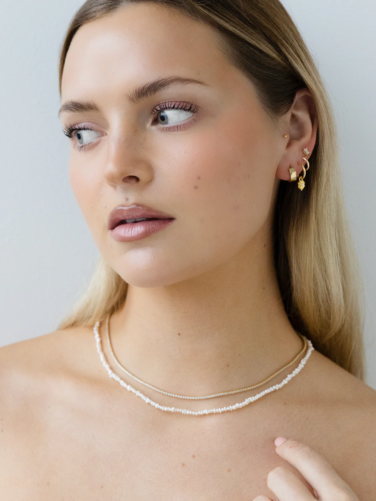 Micro Pearl Necklace - Image 2
