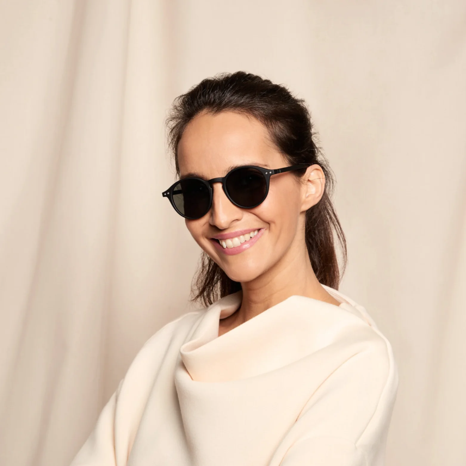 Sun Reading Glasses D - Black - Image 2