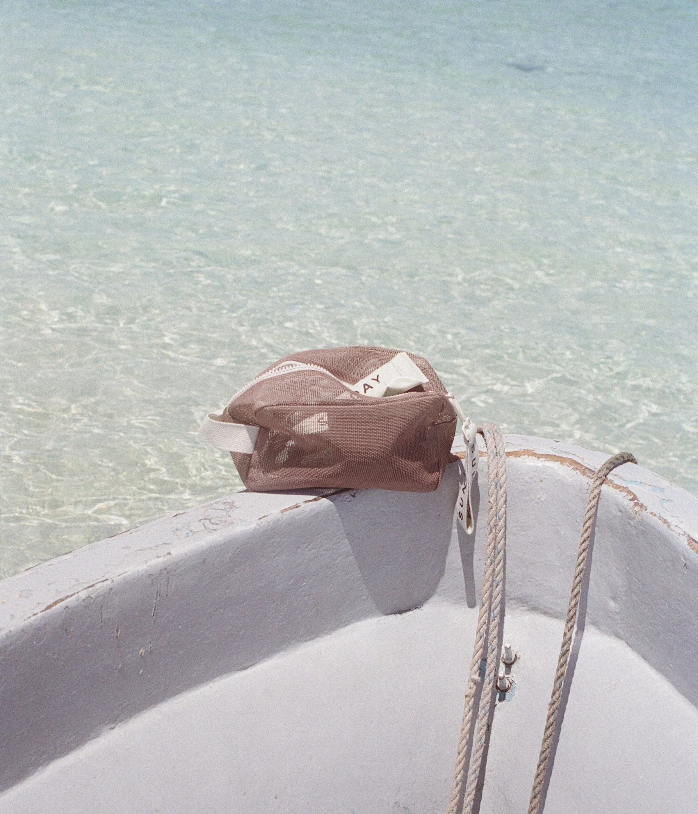 Husk Mesh Pouch - Image 5