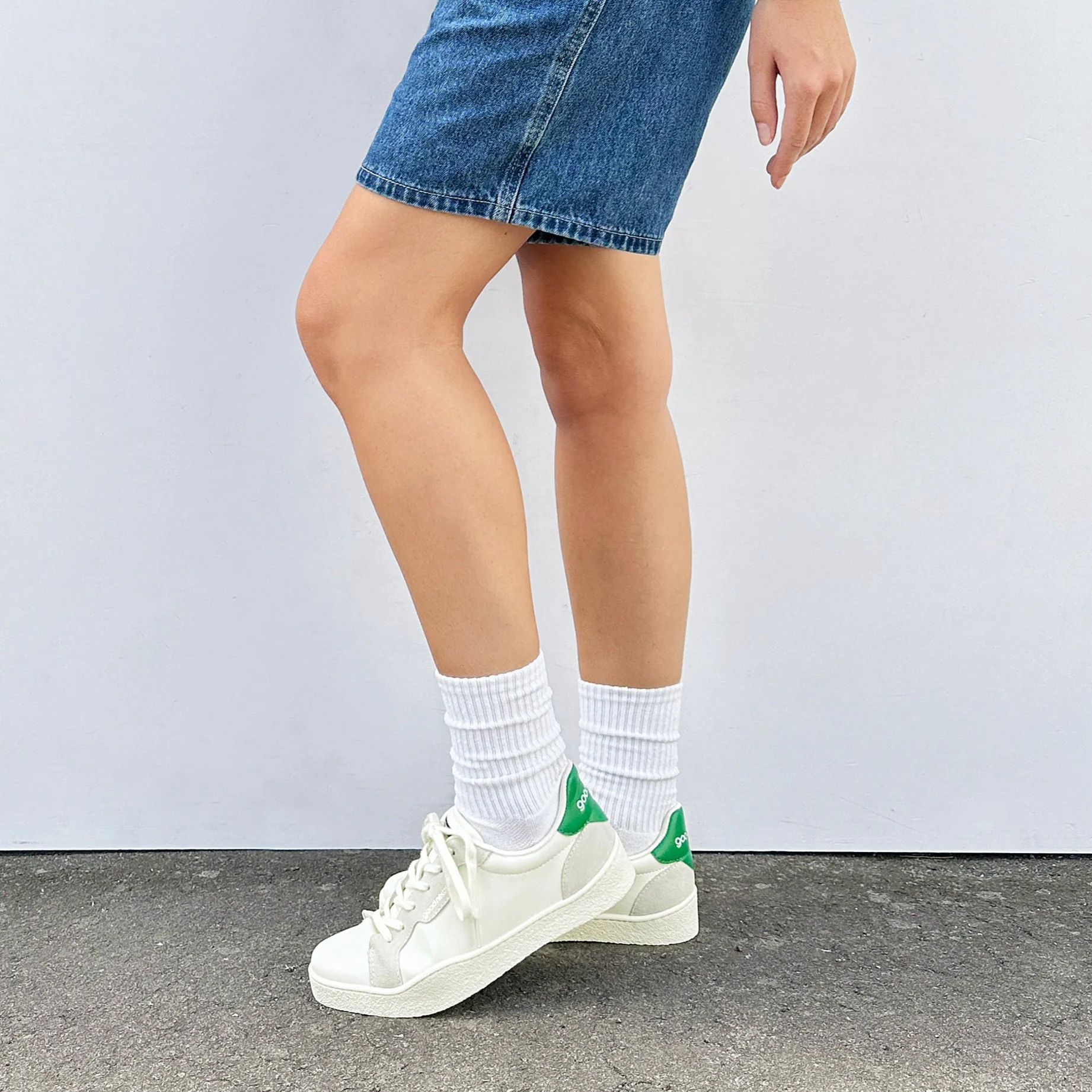 Venus Sneakers - White & Green - Image 2